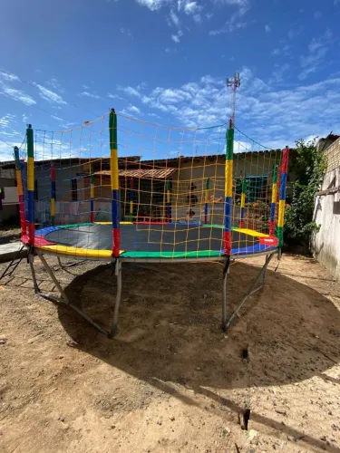 Locação de pula pula P.M.G.GG * 