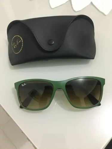 Óculos escuros Rayban