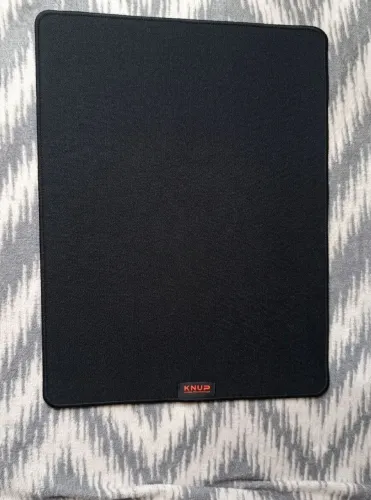 Mousepad Gamer KNUP (40x35 N tenho certeza) seminovo 1 semana de uso!
