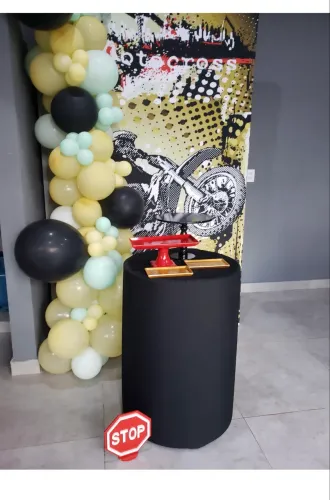 Vendo Pegue Monte e Louças de festa