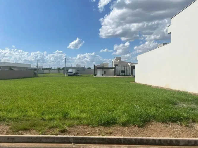 Terreno em Condomínio à venda, Residencial Vivamus - Saltinho/SP