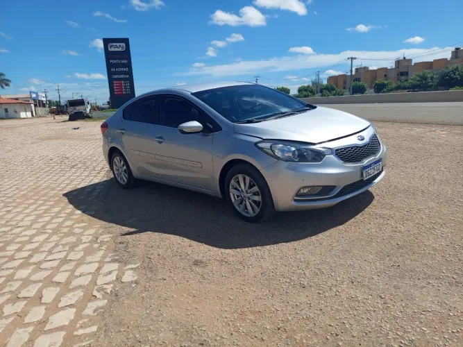 Kia Motors Cerato 1.6 16V Flex Aut. 2016