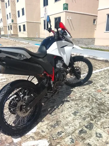 Motor Lander 250 