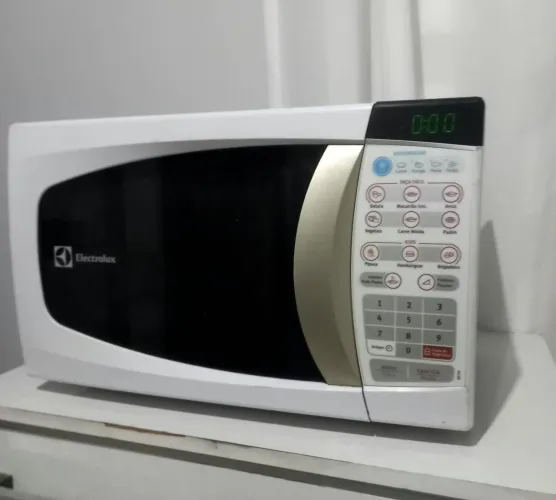 Microondas Electrolux 20l branco