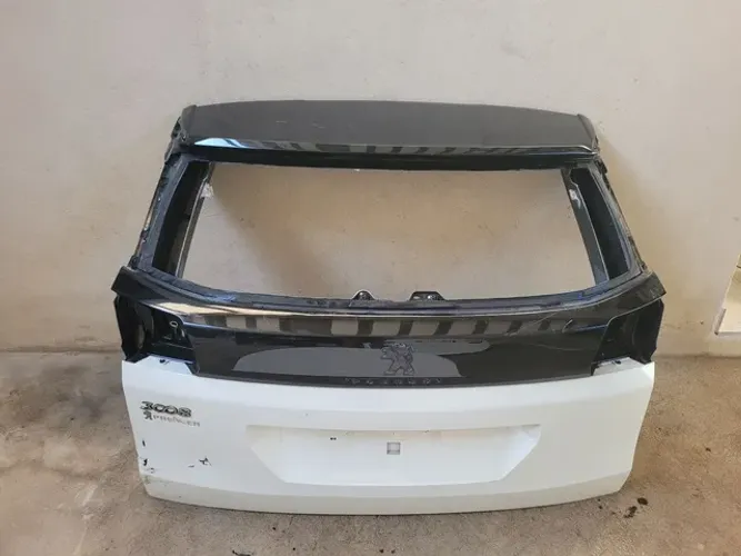 Tampa Traseira Peugeot 3008 2018 2019 2020 2021 2022