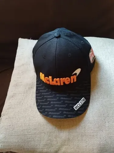 Boné McLaren F1 na cor preto novo zero 