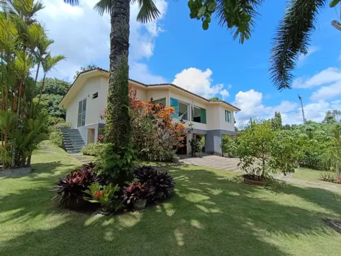Casa em Condomínio de Aldeia, Super confortável com uma linda vista para o Vale.