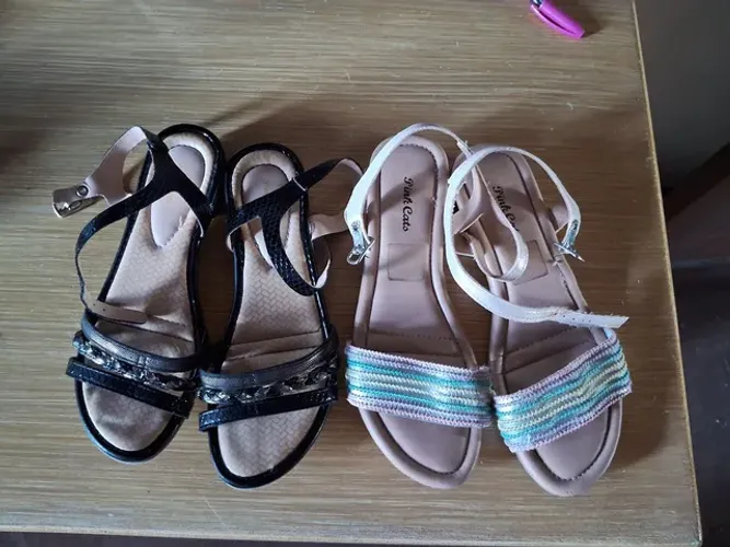 SANDÁLIAS MENINA NT.34 E35