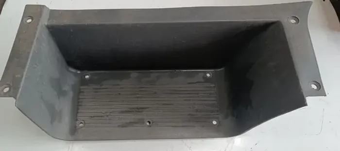 Estribo Pisante L D Iveco Daily 1998 A 2007  *