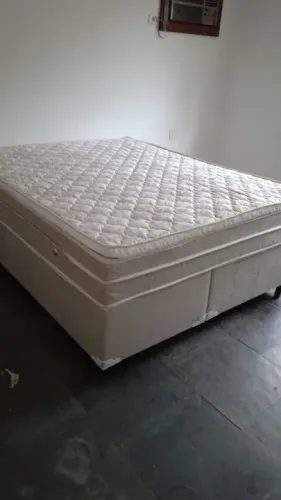 Cama com colchão e cama auxiliar direto de fábrica 