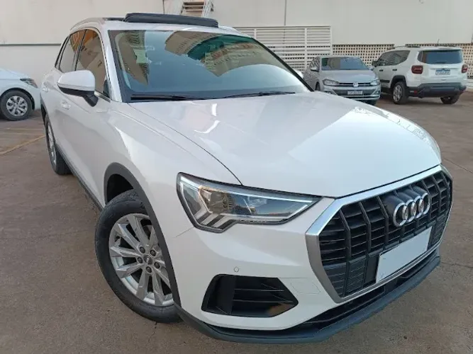 Q3 Prestige Plus turbo automático