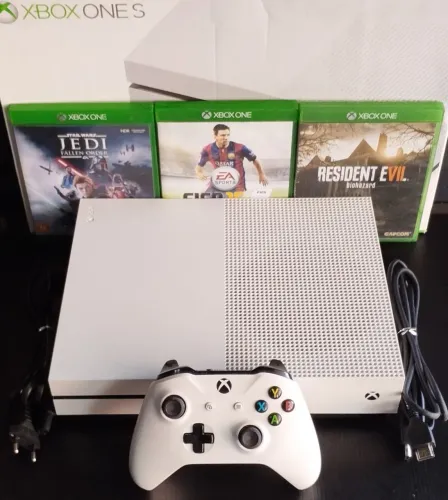 XBOX ONE S 1TB (SEMI-NOVO NA CAIXA)C/ GARANTIA_SOMOS LOJA FÍSICA NO CENTRO DE CAXIAS 