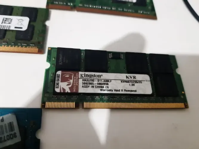 Memória RAM DDR2 1Gb notebook - diversas