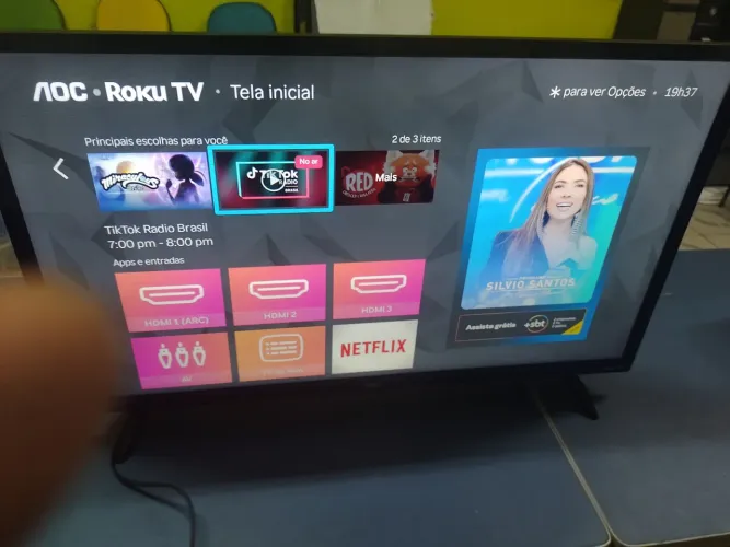 TV AOC Roku Smart Tv Tela Inicial 32 polegadas R$ 950,00