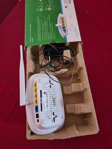 Repetidor de sinal Wi-Fi Intelbras IWR 1000N - 150 Mbps