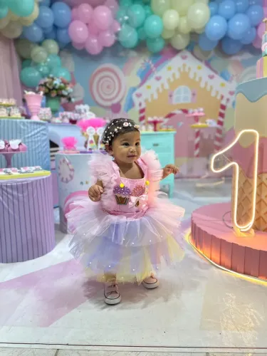 Vestido de festa infantil temático