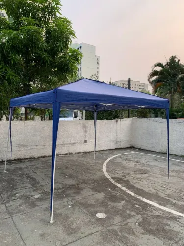 Alugo tenda. Tenho branca e azul. A partir de 120 reais.