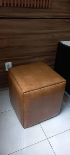 Banco/Puff em Couro Legítimo