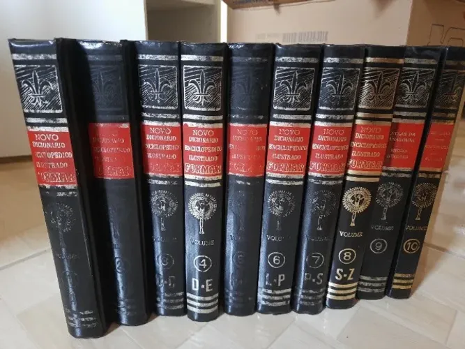 Coleção Novo Dicionário Enciclopédico Ilustrado - 10 Volumes - Usado