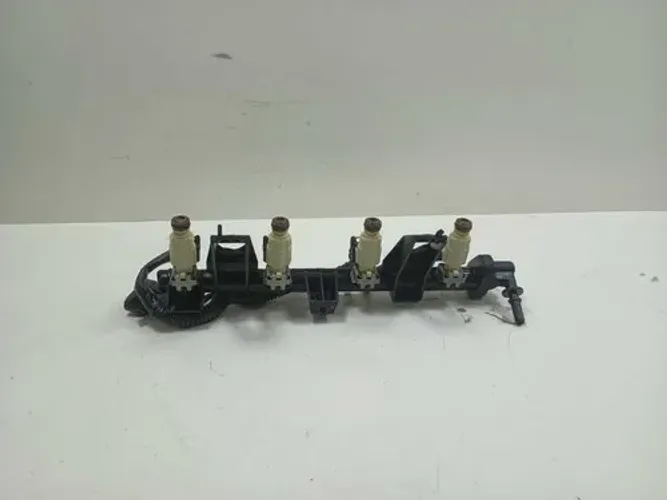 Caneta C/bicos Injetores Renault Logan Clio 1.0 16v 2009/12