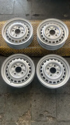 Jogo De Rodas Fusca Aro 15 4 Furos Fumagalli Itamar Tala 4,5