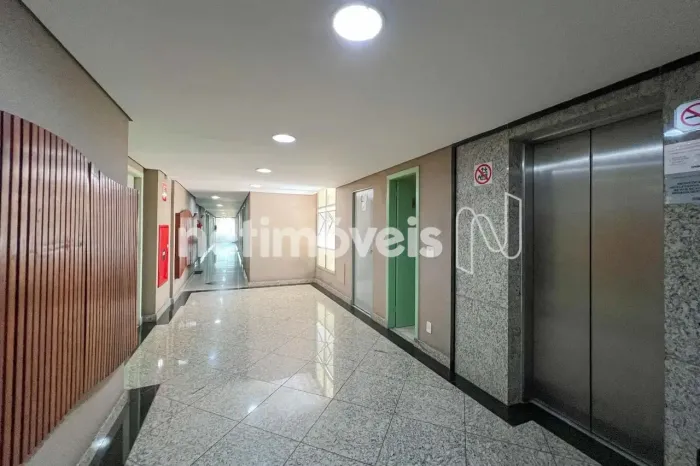 Sala Comercial 25m²; no Santa Lúcia | Ponto Nobre com Vaga Opcional