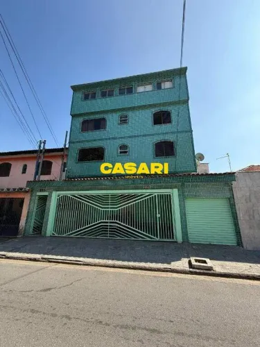 Prédio à venda com 3 apartamentos e 3 salões comerciais Excelente investimento