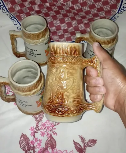 Canecas de Cerâmica década de 80