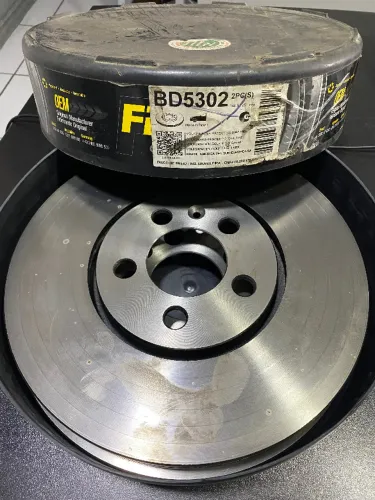 PAR DISCO FREIO DIANTEIRO POLO 1.6 02/14 PASSAT 2.0 94/96 (BD5302)
