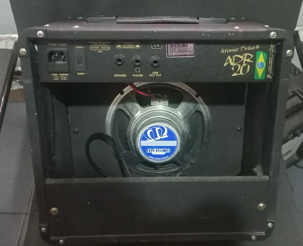 Amplificador Meteoro Atomic Drive ADR 20
