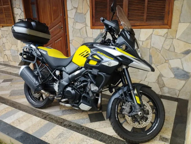 Vstrom 1000 A, 18/19, confortável para viagens!
