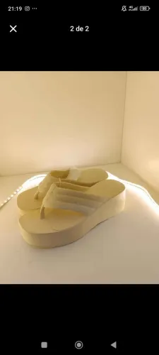 Sandália blogueira creme 