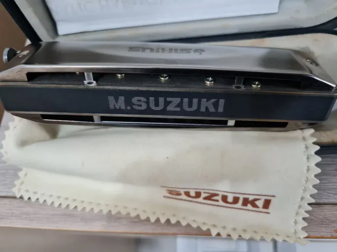 Gaita Suzuki Sirius - Instrumento de Sopro Profissional