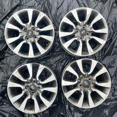 Roda aro 16 Hyundai Hb20X Original