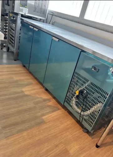 Balcão de serviço refrigerado 2M Refrimate - Marcos