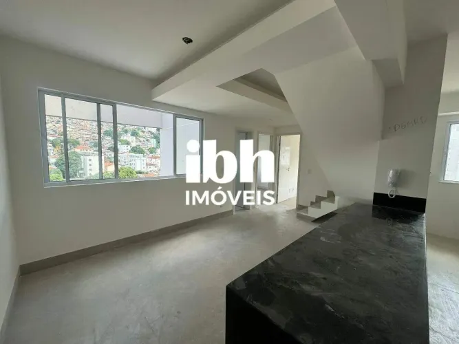 Cobertura duplex de dois quartos para venda