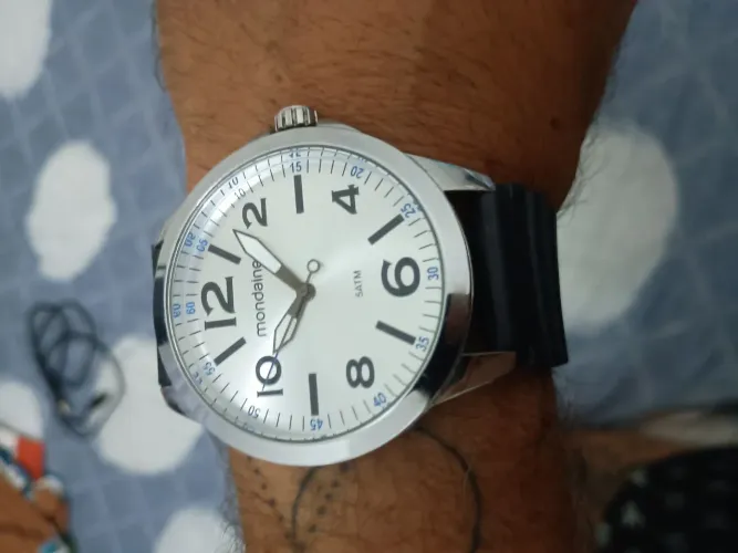 Relógio MONDAINE