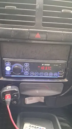 Rádio H-tech 3 messes de uso com Bluetooth 