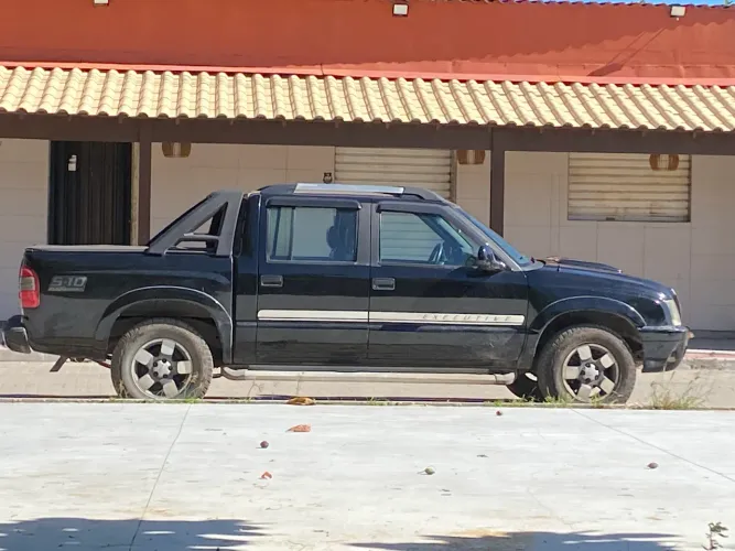 Chevrolet S10 P-up Executive 2.4 MPFI F.power CD 2010