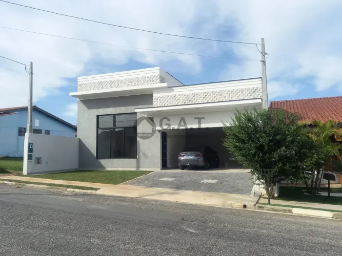 Aluguel de Casa em Condomínio em Sorocaba-SP - 3 Quartos, 3 Suítes, 4 Banheiros, 253m² - B