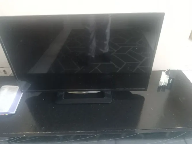 Tv aoc 32 polegadas para tirar peças