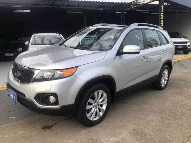 Kia Motors Sorento 3.5 V6 24V 278cv 4X4 Aut. 2013