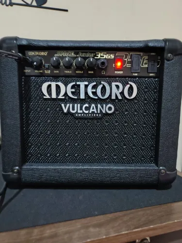 Amplificador meteoro Space Junior