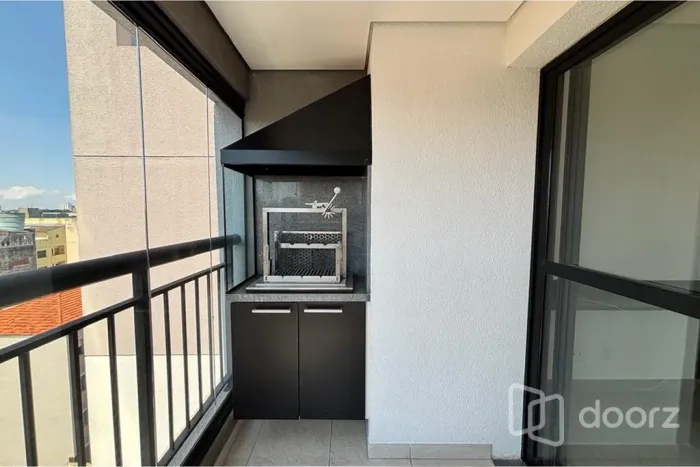 Imóvel na Pinheirinho com 2 dormitórios e 62m²