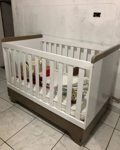 Berço semi novo
