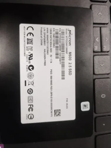 02 SSDs 256GB, 01 SSD 128 GB a venda
