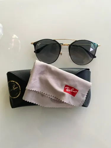 Ray-Ban Original Redondo Preto e Dourado com Estojo