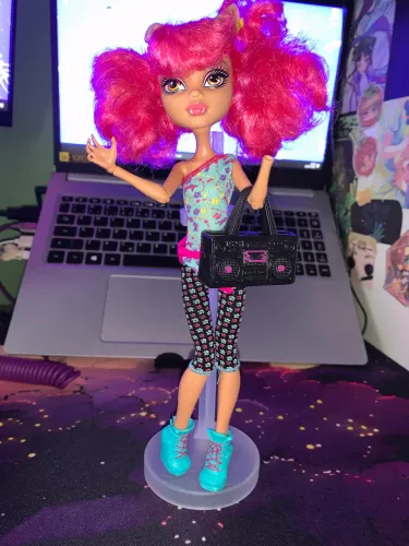 Howleen dance class - monster high