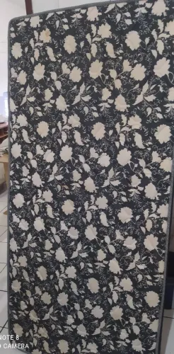 Vendo colchão solteiro