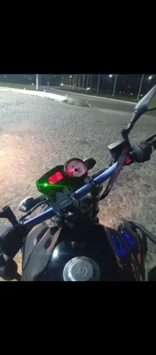 Vendo fazer 250 14/15 em bom estado documento em dia no meu nome transferi na hora